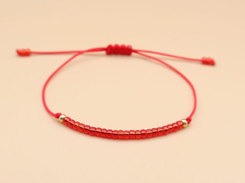 zartes Armband mit Mini Glasperlen, feuerrot